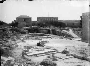 1894-Vue du futur sanctuaire St-Étienne de Jérusalem